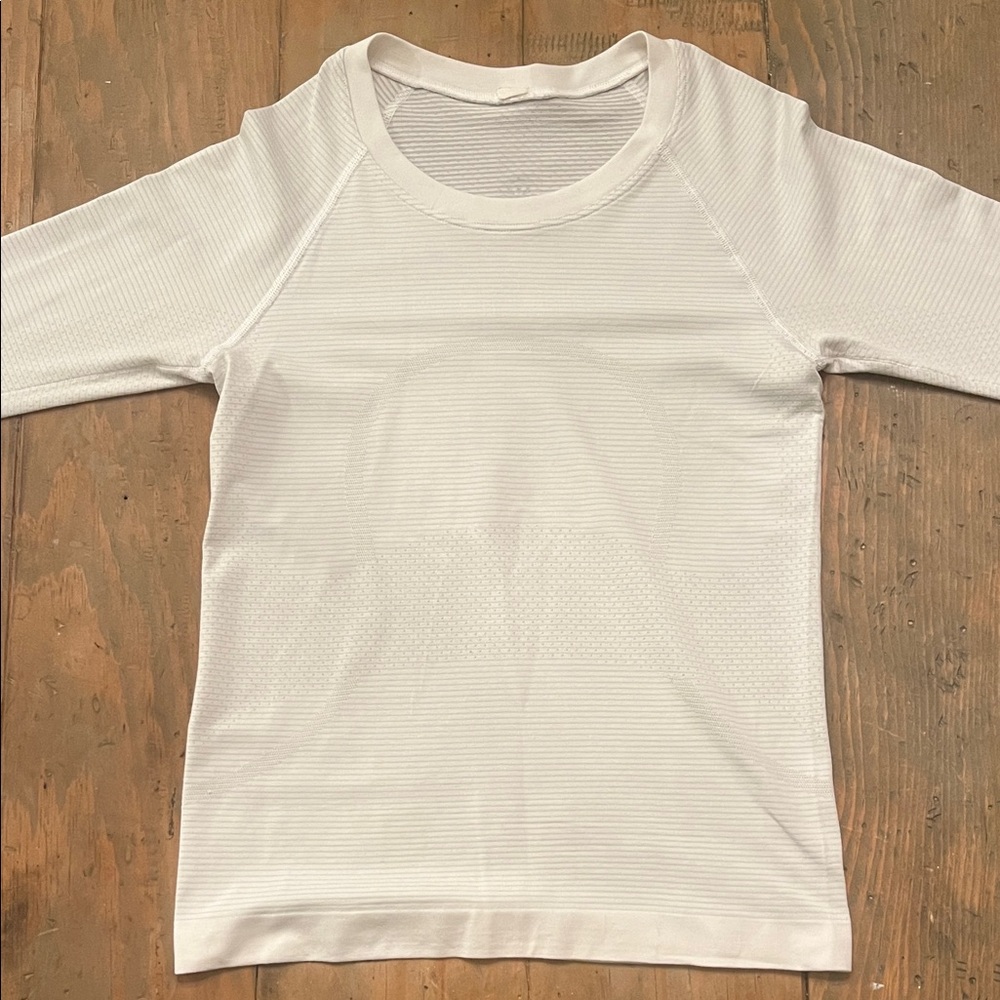 Lululemon Swiftly Tech Long Sleeve Shirt